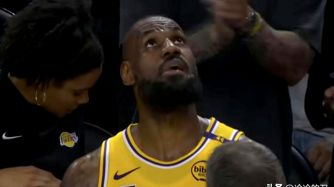 关于詹姆斯在雄鹿比赛中反败为胜，出色防守引发热议！全场沸腾不已的信息-Kaiyun开云中国官网